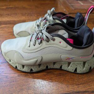 Reebok | Zig Dynamica [100063665/HR1887] - Women's Size US 9.5